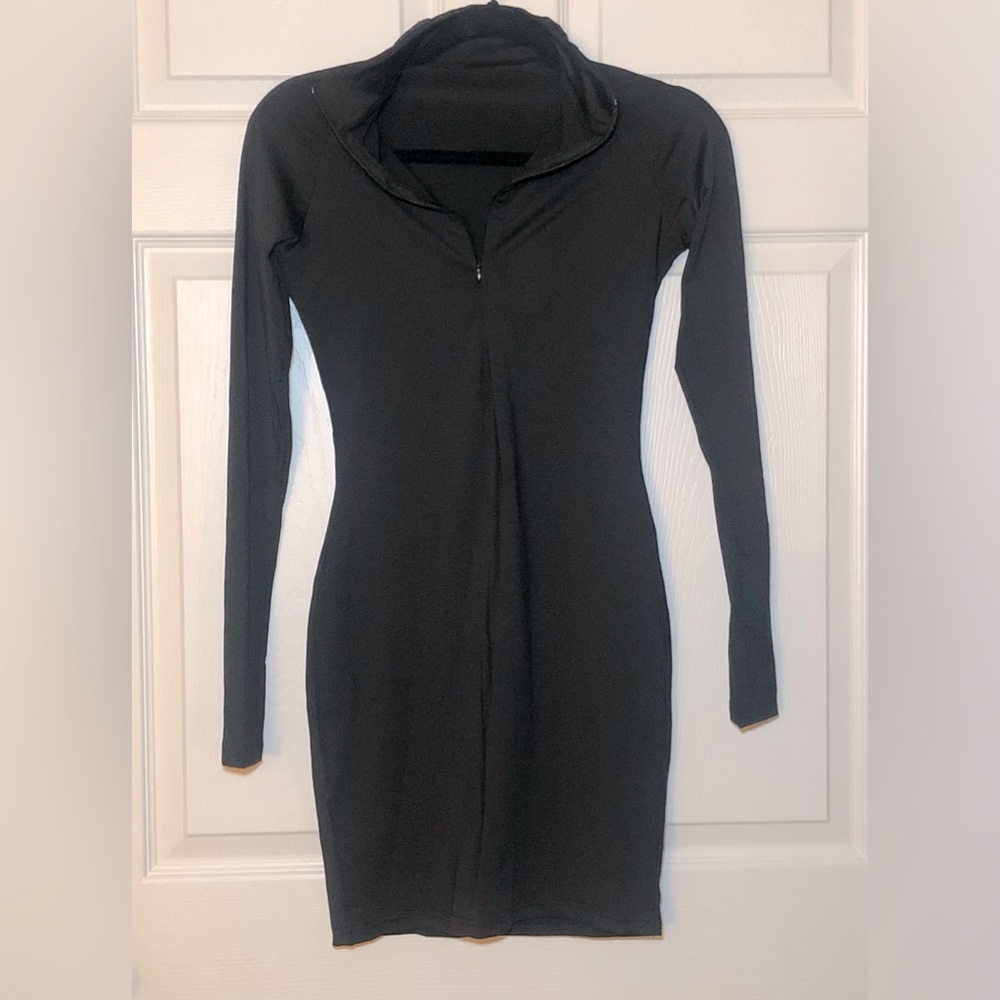 Fashion Nova | Long Sleeve Black Bodycon Party Dress | Great Condition